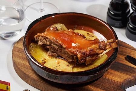 Молочный поросенок из печи