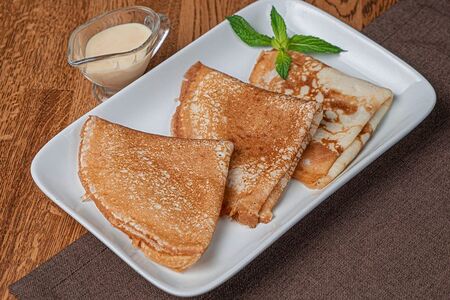 Блины со сгущенным молоком