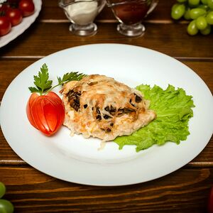 Филе куриное с грибами и сыром