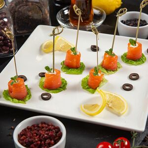 Рулетики с семгой