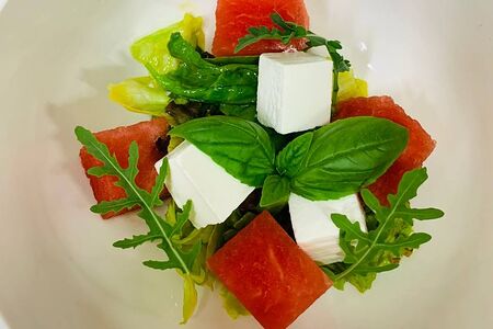 Салат с арбузом