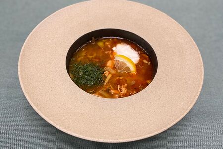 Солянка со сметаной