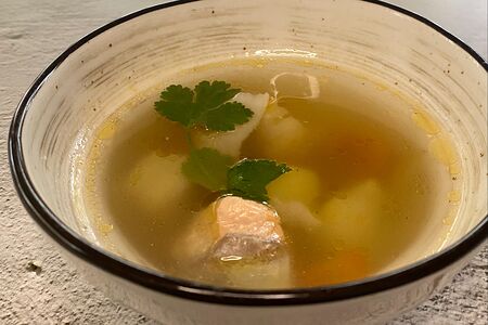 Уха из трех видов рыб