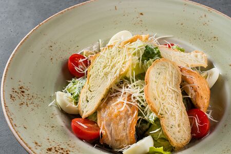 Цезарь с курицей