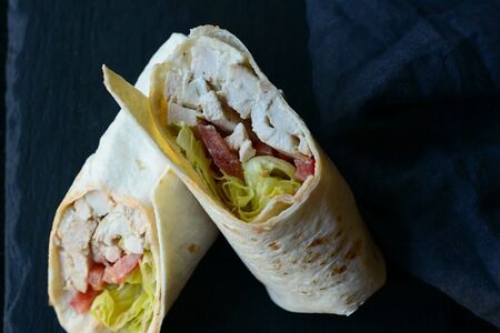 Ролл Цезарь с курицей