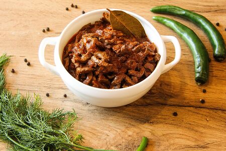 Печень по-строгановски