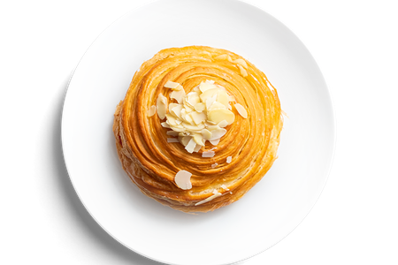 Улитка миндальная с вишней