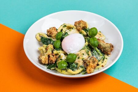 Спагетти с цыпленком и брокколи