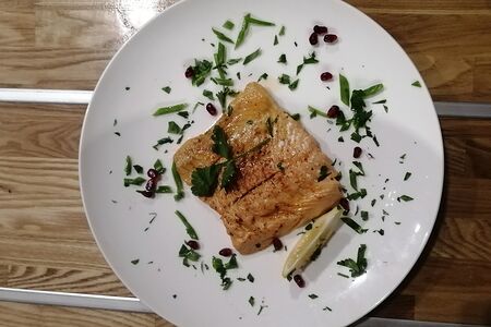 Жареная сёмга с овощами