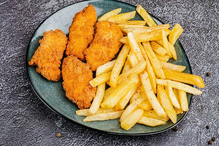 Куриные наггетсы