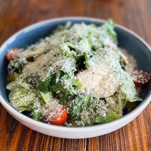 Цезарь с курицей