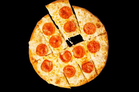 Сырные палочки с колбасками пепперони