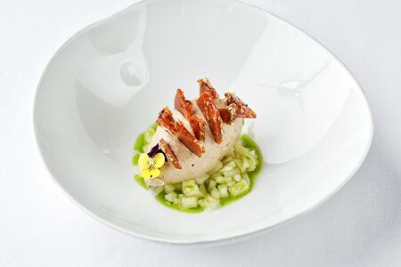 Крем из халвы с кислыми яблоками