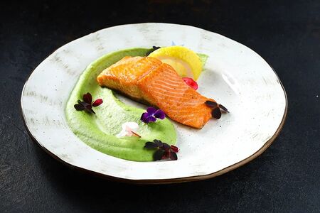 Стейк из лосося