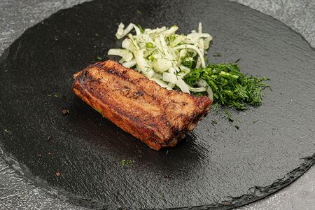 Свиные ребра на мангале