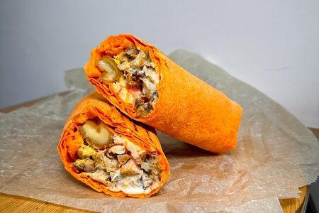 Сырная шаурма с говядиной