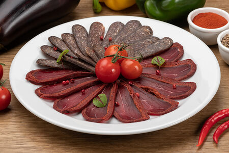 Бастурма и суджук