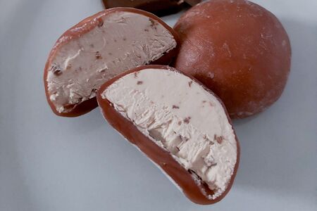 Моти Шоколадное мороженое