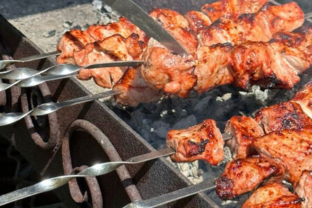 Шашлык из cвинoй шеи