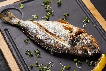 Дорадо на гриле