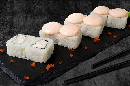 Ролл Лава с курицей