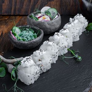 Гребешок и креветка под соусом чиа