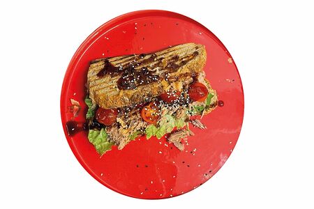 Сандвич с тунцом