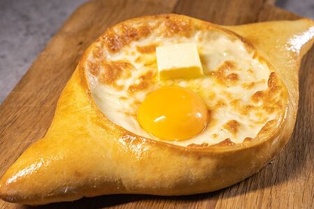 Хачапури по-аджарски