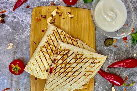 Кесадилья с курицей