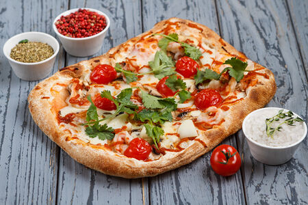 Римская пицца том-ям