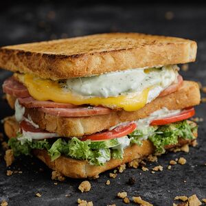 Сэндвич с ветчиной