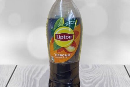 Черный чай Lipton Персик