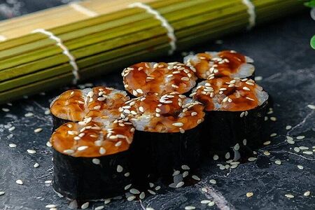 Ролл с угрем