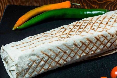 Шаурма по-кавказски большая