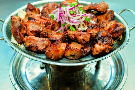 Шашлык из cвинoй шеи