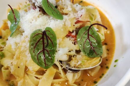 Паста с морепродуктами и пармезаном