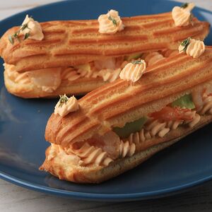 Эклеры Мильфей с обжаренными креветками