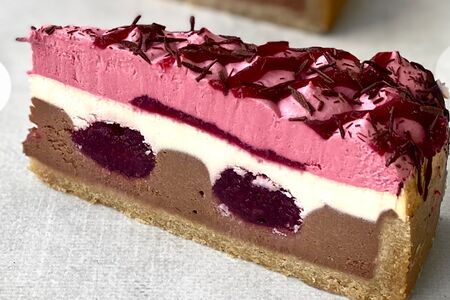 Чизкейк с вишней