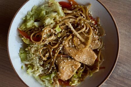 Удон с курицей