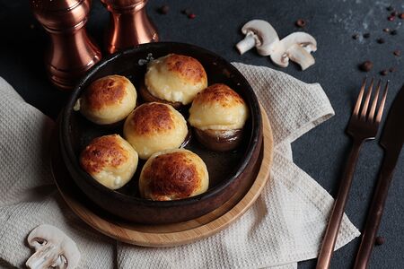 Грибы запечённые с сулугуни