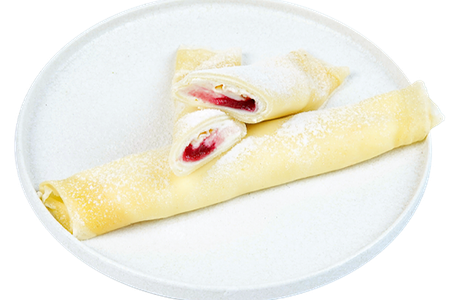 Налистники с творогом и клубникой