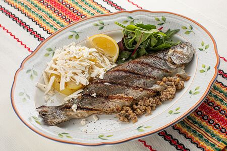 Пъстырва подлучена