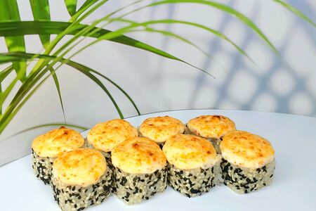 Запеченный Эби-тай cheese маки
