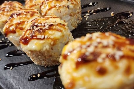 Запечённый ролл с сыром