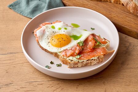 Гастробутер с копчёной форелью