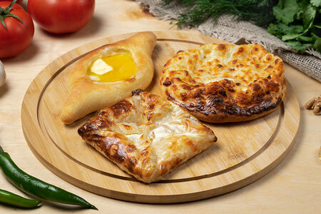 Хачапури ассорти три вида