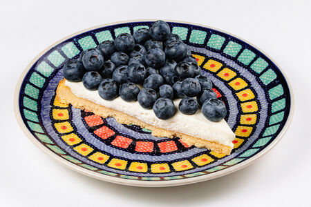 Пирог со свежей голубикой