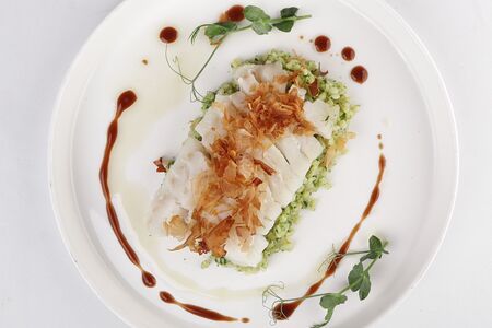 Филе трески на пару с зеленым булгуром