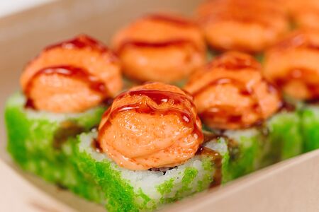 Запеченная Калифорния с креветкой