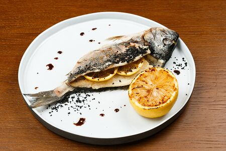 Дорадо на гриле